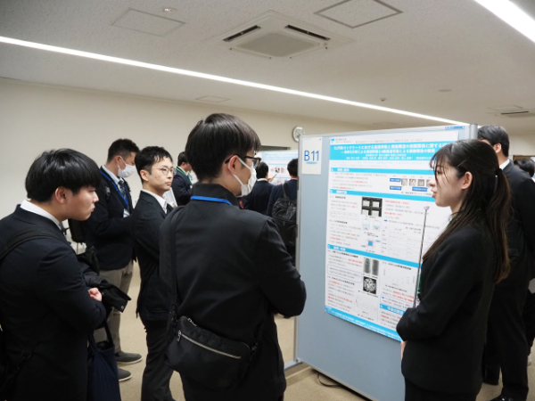 ポスター発表の様子